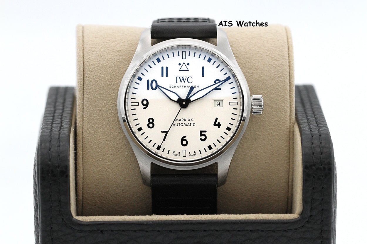 IWC Schaffhausen IW328207 Pilot 40MM White Dial 2023 B&P