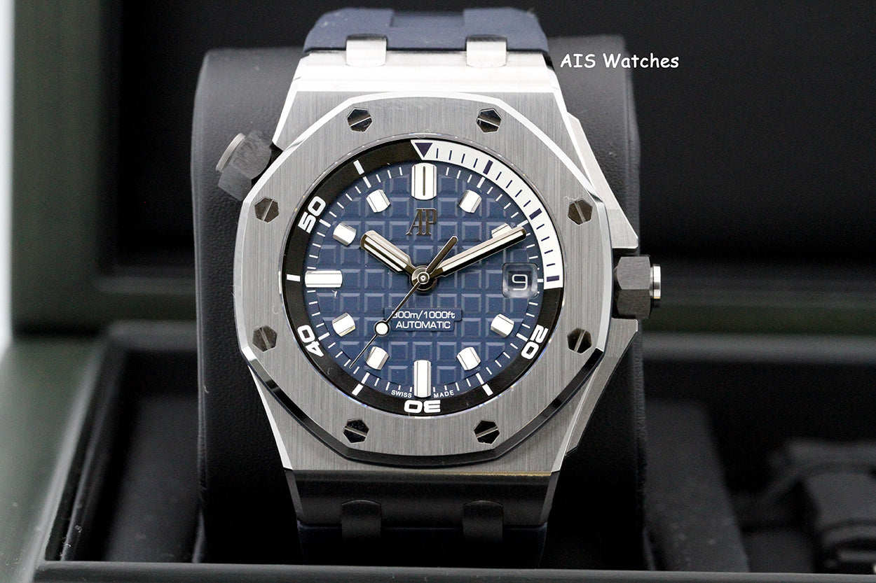 Audemars Piguet 15720ST Royal Oak Offshore Diver Blue Dial 42MM Box & Papers
