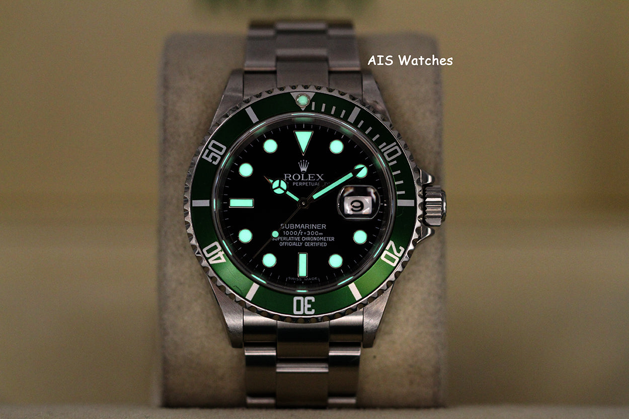Rolex Submariner 16610LV 50th Anniversary Kermit Z Serial RSC/ Box & Papers