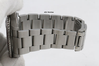 Rolex GMT Master II 16710 3186 Z Serial Pepsi / Black Insert Box & Papers