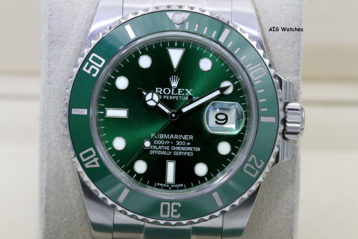Rolex Submariner 116610LV HULK Green Dial and Ceramic Bezel 2012 Box & Paper