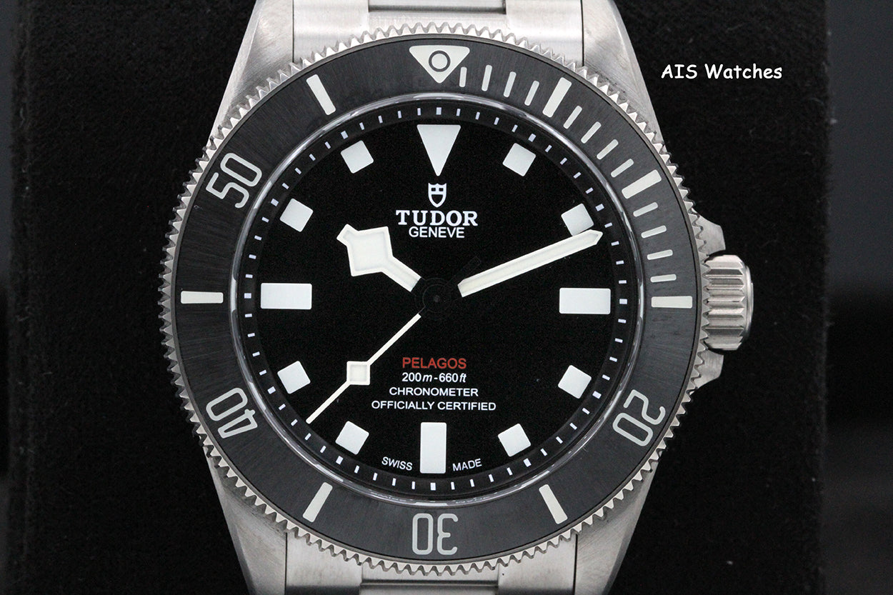 Tudor Pelagos 39MM 25407N Black Dial Titanium Box & Papers