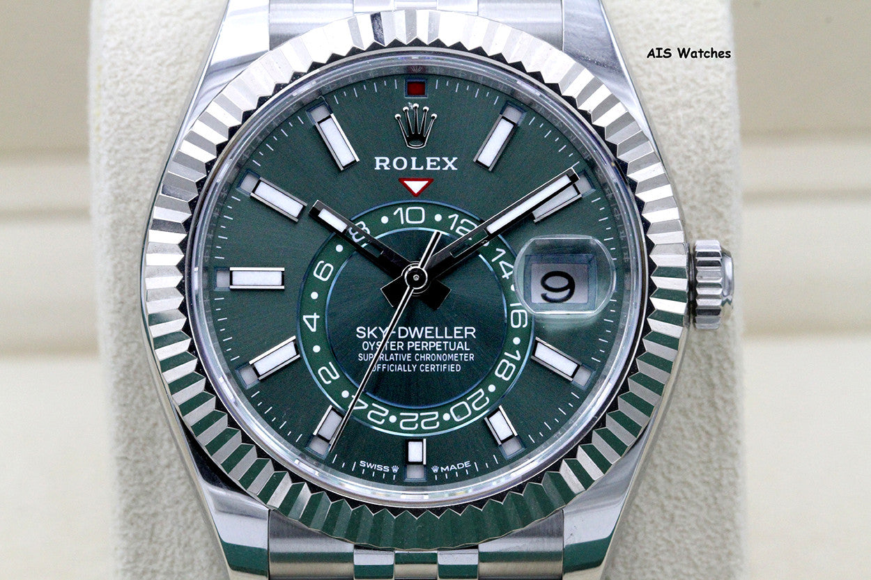 Rolex 326934 Sky-Dweller Stainless Steel Green Dial Jubilee 2024 Box & Papers