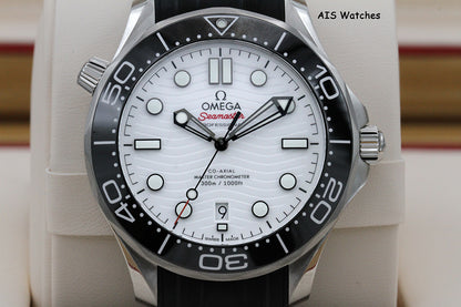 BNIB Omega Seamaster 300M 42MM Diver White Wave Dial 210.32.42.20.04.001 Box & Papers