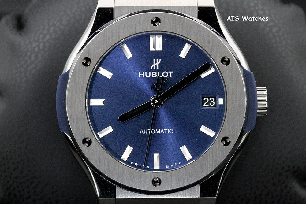 BNIB Hublot Classic Fusion Titanium 565.NX.7170.RX Blue Dial 38MM