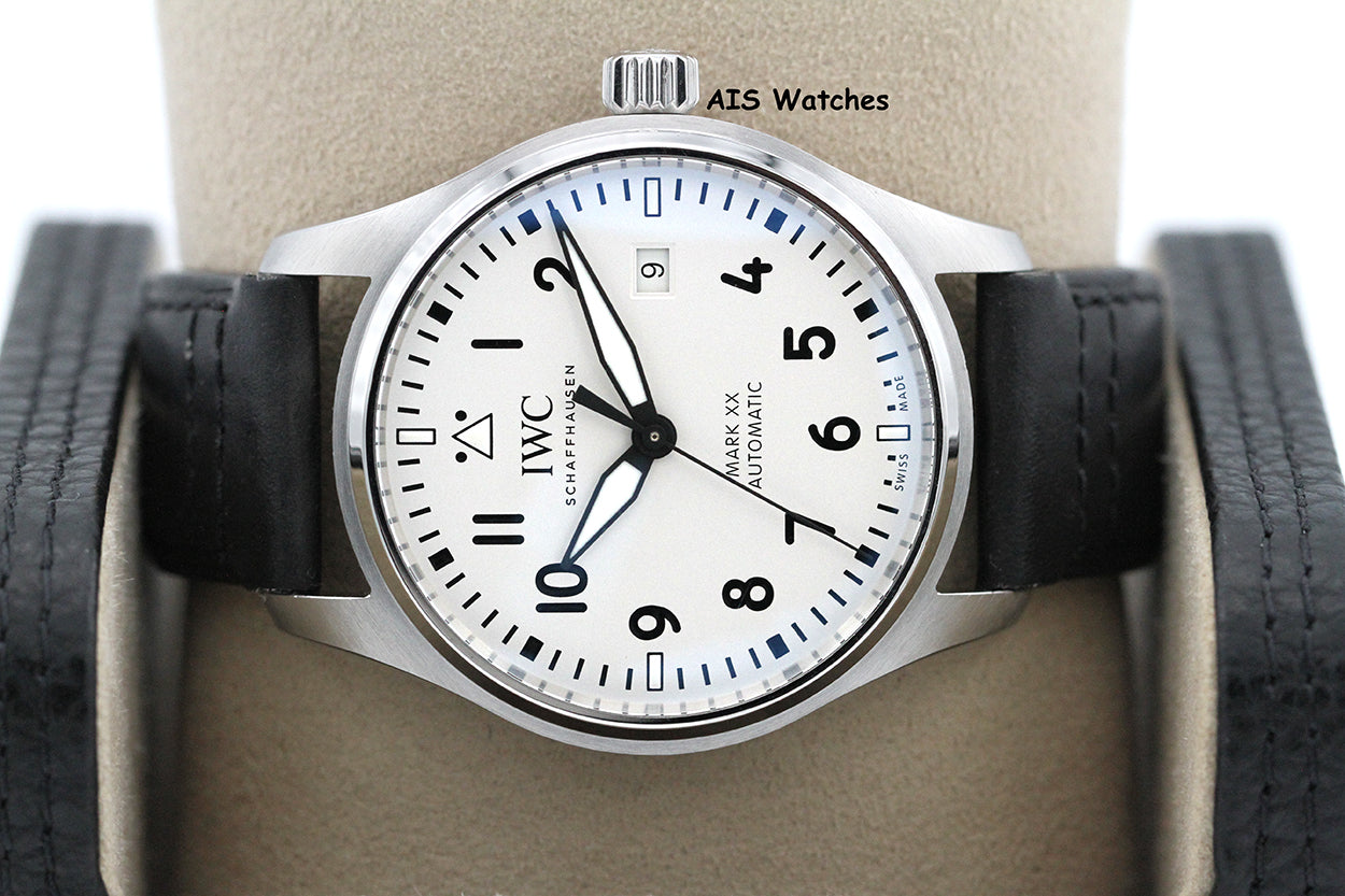 IWC Schaffhausen IW328207 Pilot 40MM White Dial 2023 B&P