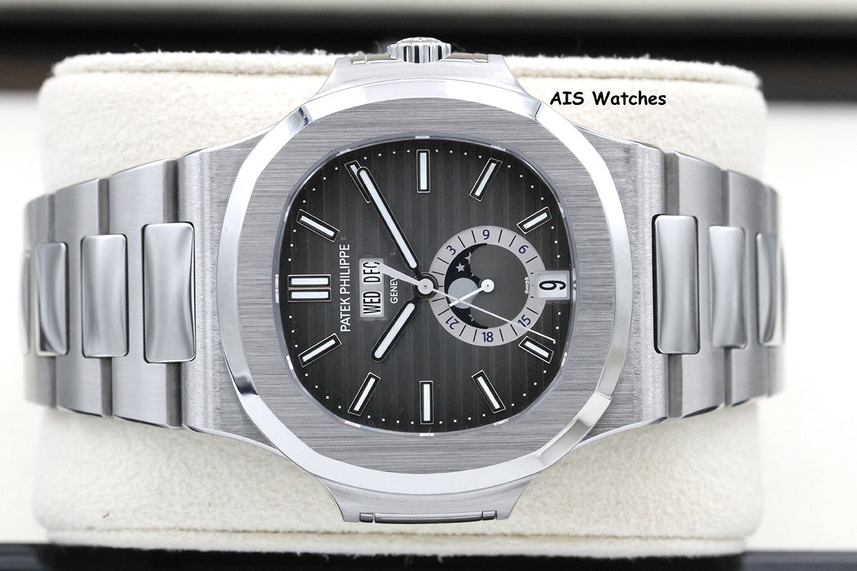 Patek Philippe Nautilus 5726/1a Annual Calendar 40.50MM SS 2017 B&P