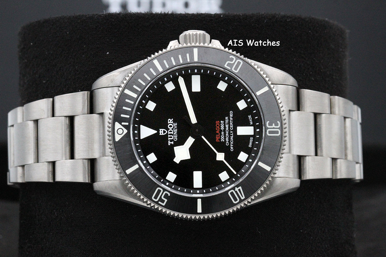 Tudor Pelagos 39MM 25407N Black Dial Titanium Box & Papers