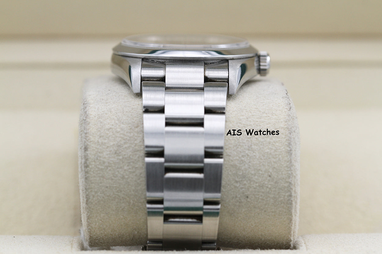 Rolex Explorer 114270 M Serial 36 MM with Papers