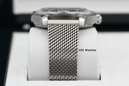 Omega Seamaster 300 Diver 007 James Bond 60th 210.30.42.20.03.002 42MM B&P