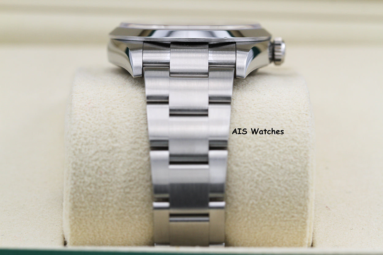 Rolex Explorer 124270 36MM 2025 Box & Papers