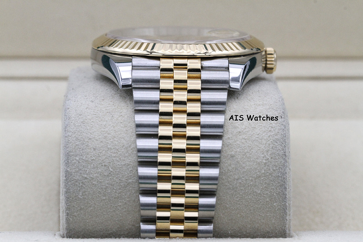 Rolex 126333 DateJust 41MM 18K YG/SS Champagne Stick Dial Jubilee Bracelet B&P