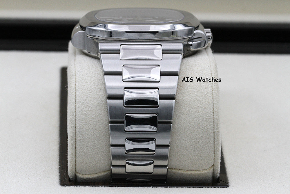 Patek Philippe Nautilus 5990/1A Chronograph Travel Time Grey Dial Box & Paper