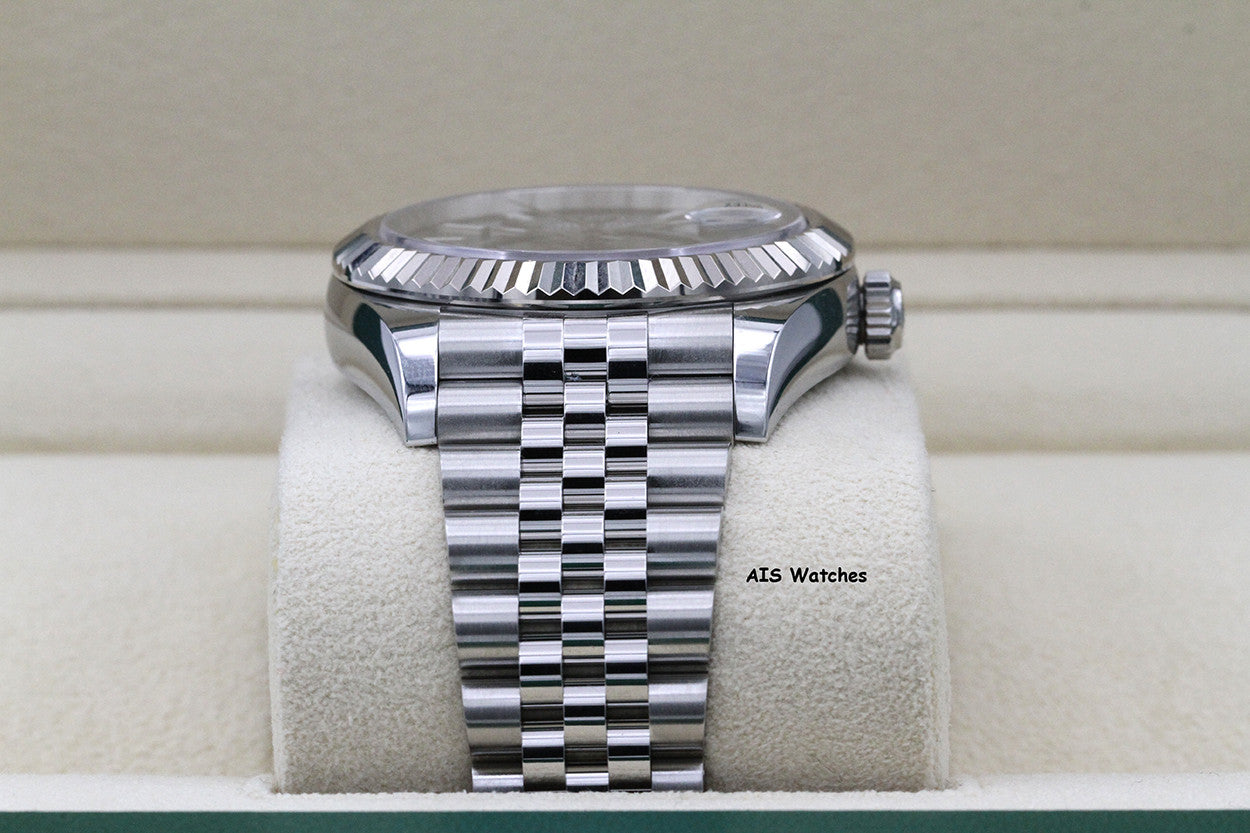 Rolex 326934 Sky-Dweller Stainless Steel Green Dial Jubilee 2024 Box & Papers