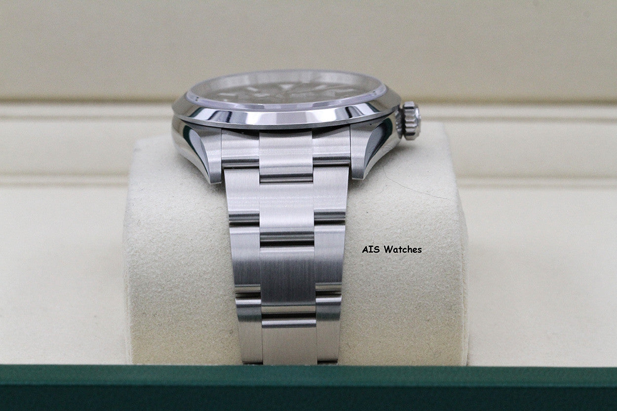 BNIB Rolex Explorer 124270 36MM Box &Papers