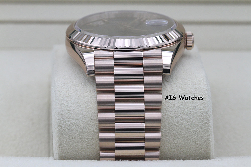 BNIB Rolex 228235 DayDate 40MM DD40 Rose Gold Olive Green Roman Dial B&P
