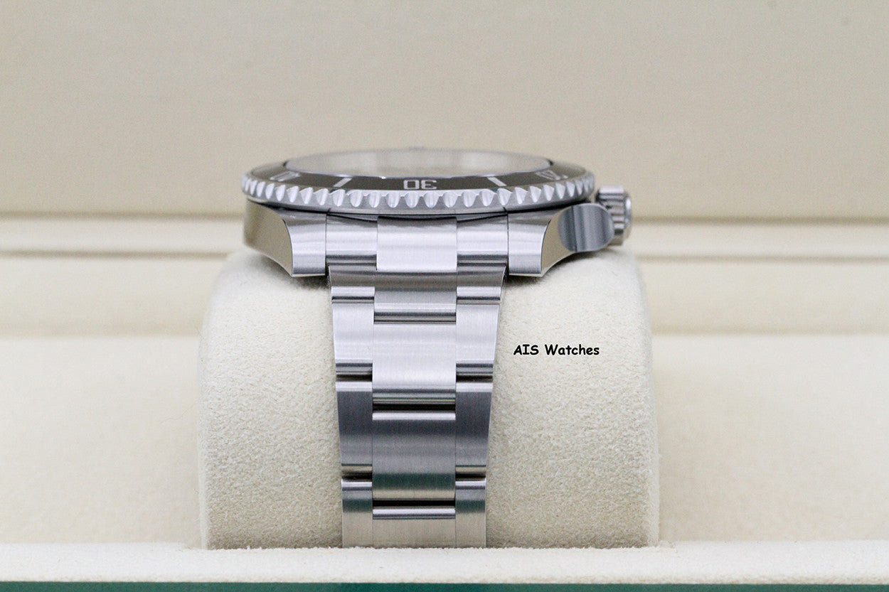 Rolex Submariner 114060 No Date 40MM Ceramic Bezel 2019 Box & Papers