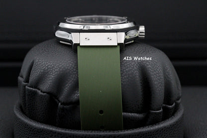 BNIB Hublot Classic Fusion Titanium 565.NX.8970.RX Green Dial 38MM