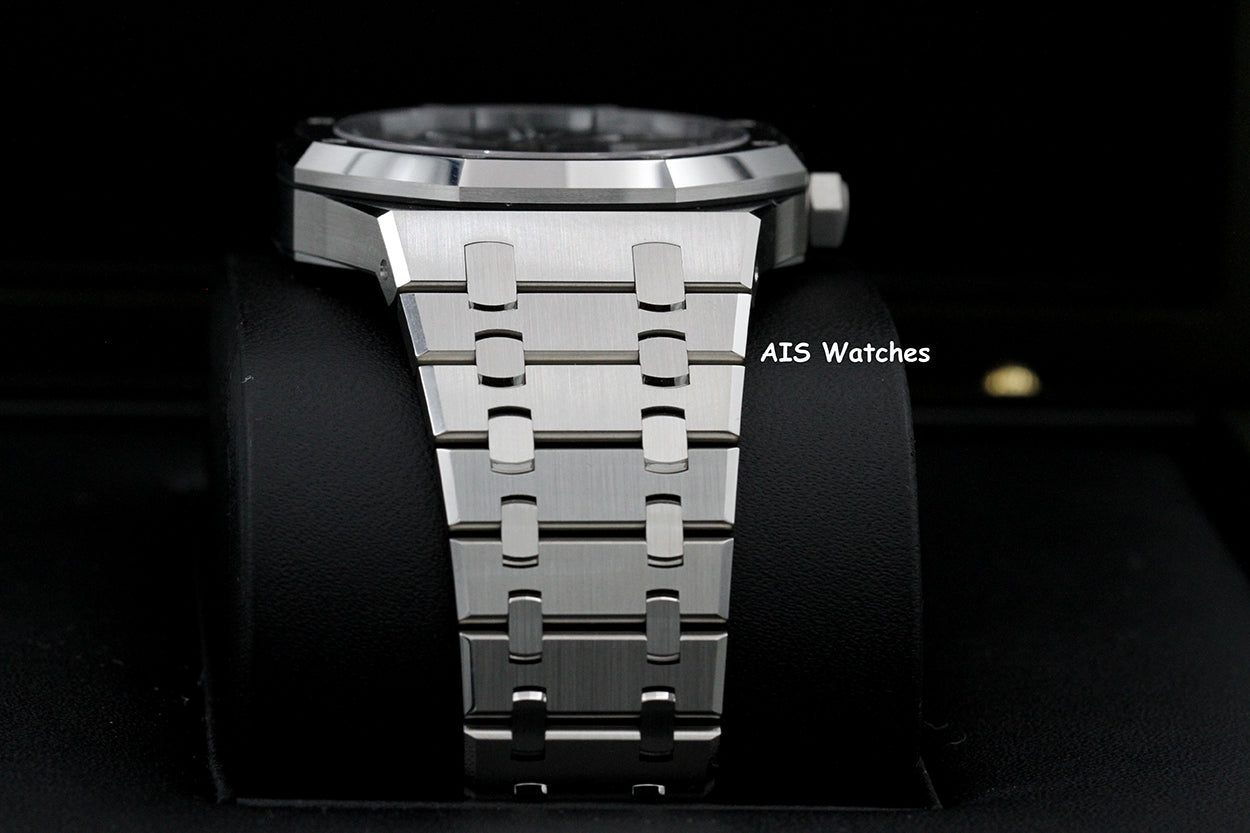 BNIB Audemars Piguet 15510ST.OO.1320ST.07 Royal Oak Black Dial 41MM Box & Paper