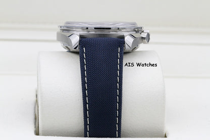 BNIB Omega SpeedMaster Moonwatch Apollo 13 Silver Snoopy 310.32.42.50.02.001 B&P
