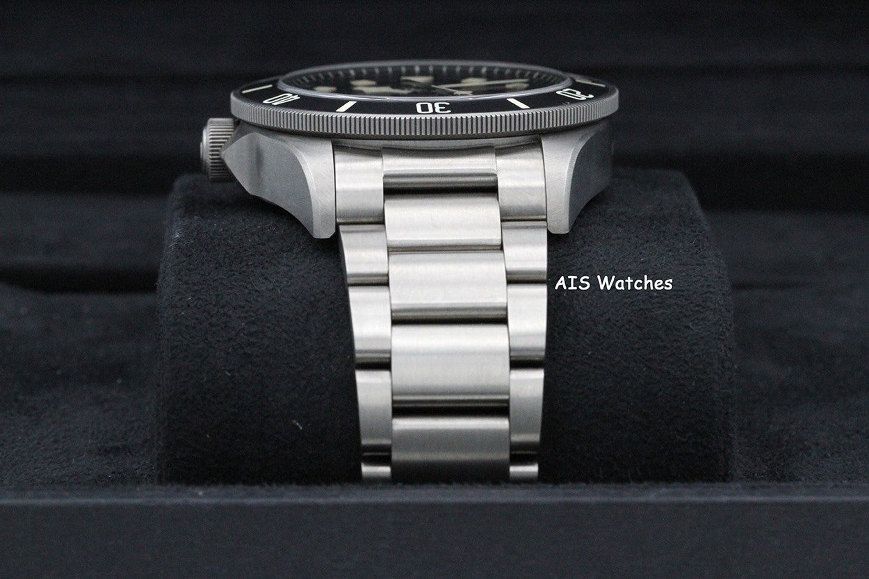 Tudor 25610TNL Pelagos Titanium LHD 42MM 2018 Box & Paper