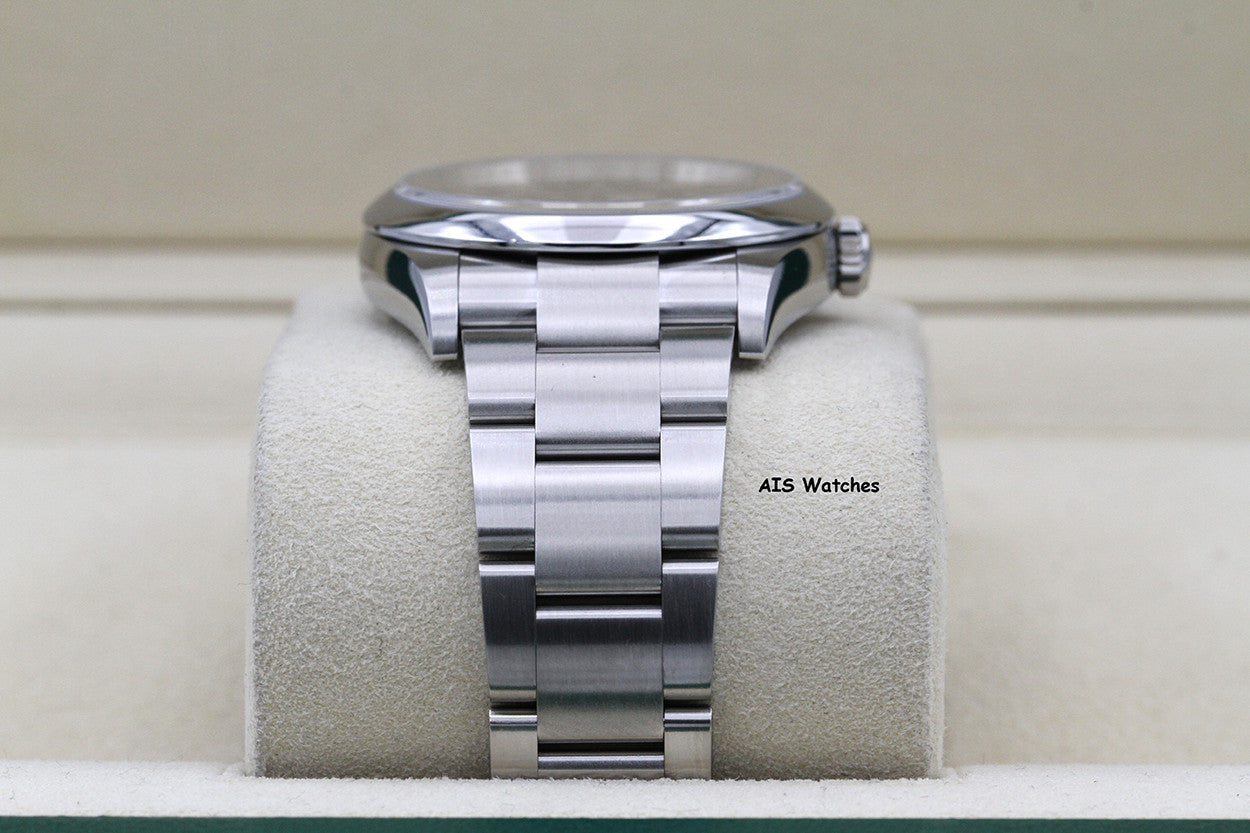 Rolex 126000 Oyster Perpetual 36MM Black Dial 2021 Box & Papers