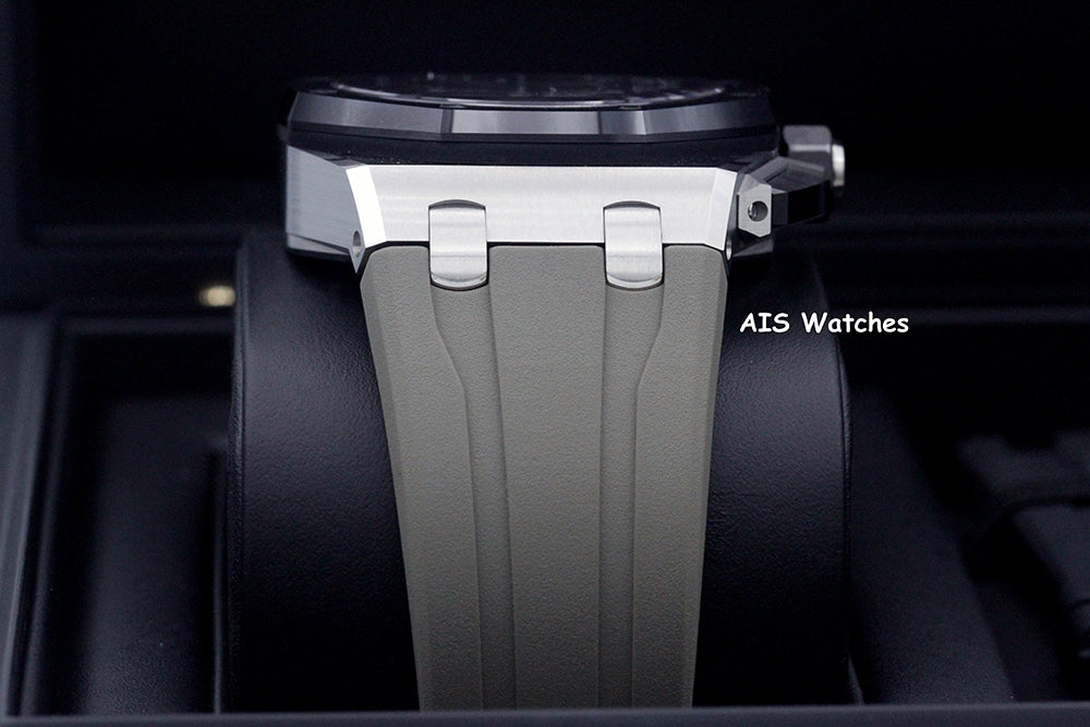 BNIB Audemars Piguet 26420SO.OO.A600CA.01 Royal Oak Offshore 43MM Taupe Dial BP