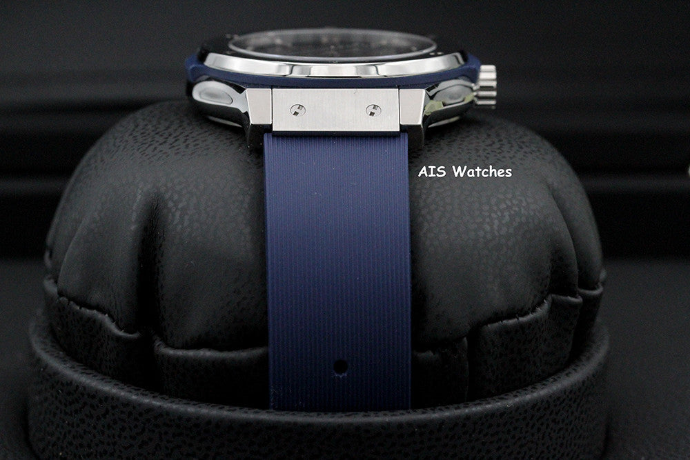 BNIB Hublot Classic Fusion Titanium 565.NX.7170.RX Blue Dial 38MM