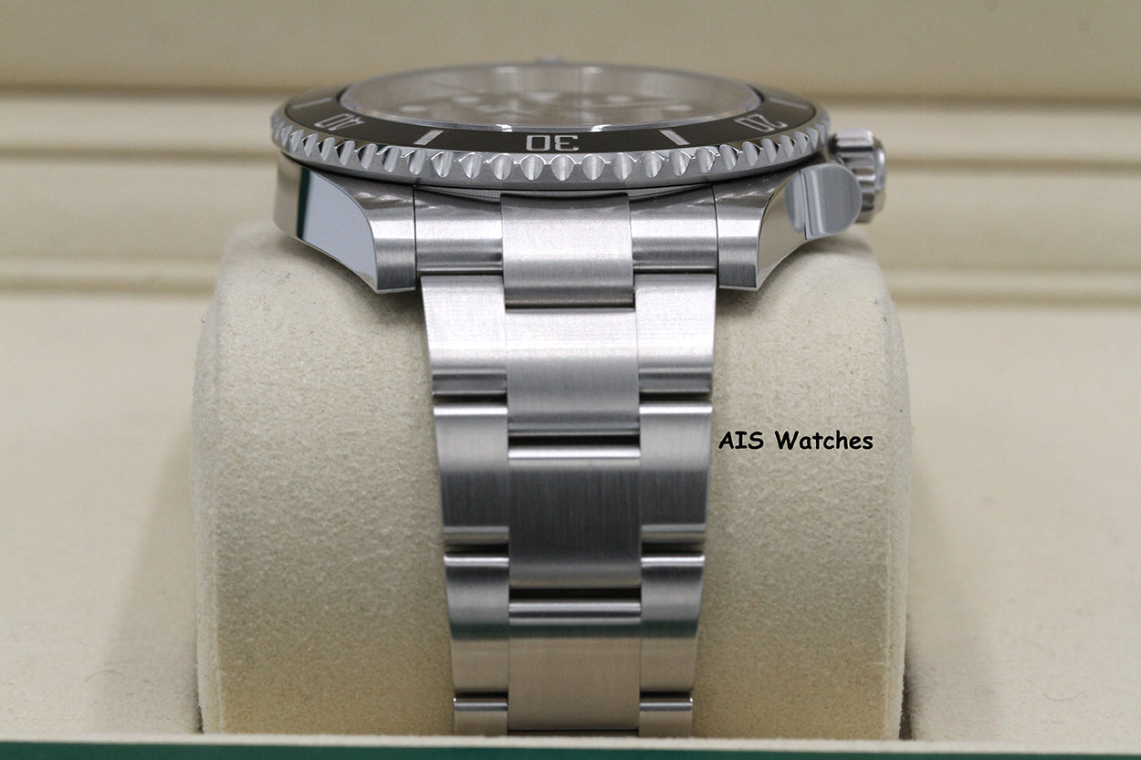 Rolex Submariner Ceramic No Date 124060 41MM 2025 Box & Paper