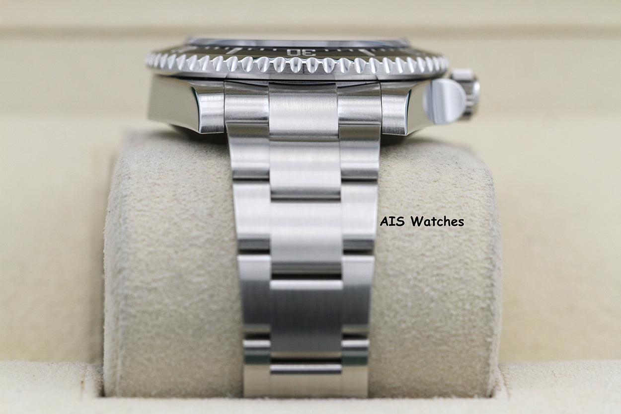 Rolex 116600 SeaDweller SD4K SD4000 2016 Box & Paper