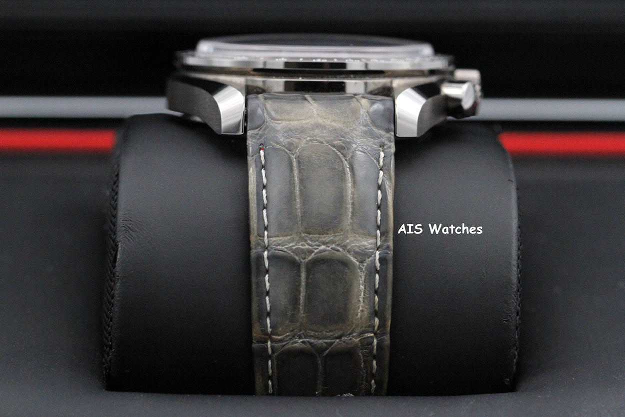 Omega Speedmaster Moonwatch 311.93.44.51.99.002 Grey Side Of The Moon 2019 B&P
