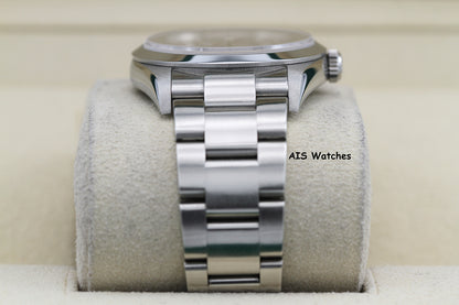 Rolex Explorer 114270 Z Serial 36 MM with Papers