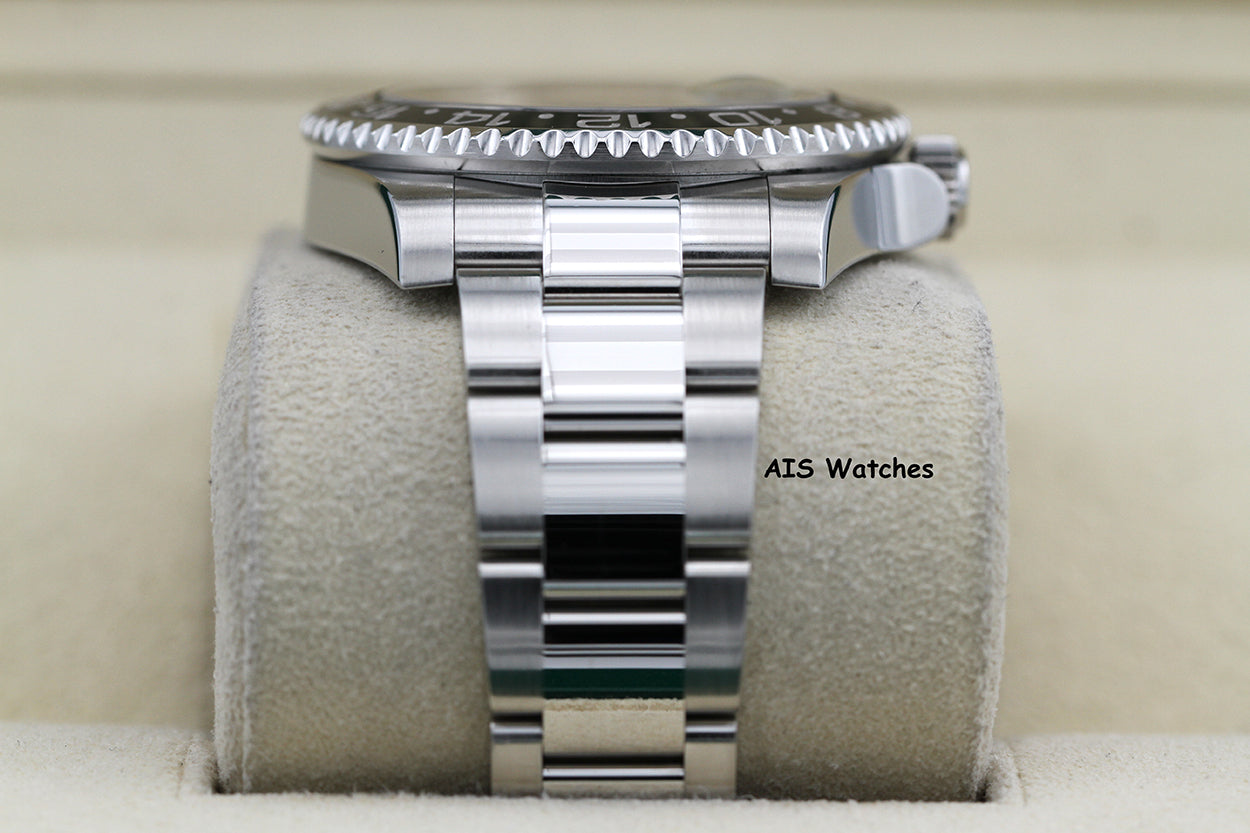 Rolex 116710LN GMT Master II Black Ceramic Insert 2018 Box & Papers