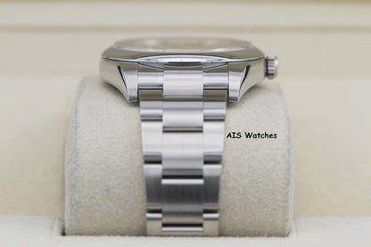 Rolex 114300 Oyster Perpetual 39MM Black Dial 2019 Box & Papers