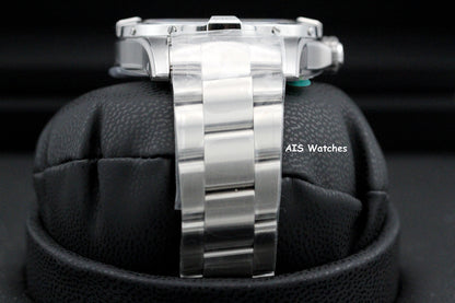 BNIB Breitling Avenger Automatic A17328101B1A1 Black Dial Bracelet SS 42MM B&P