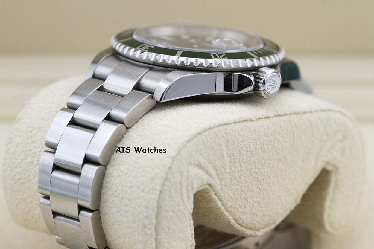 Rolex Submariner 16610LV 50th Anniversary Kermit D Serial Box & Papers