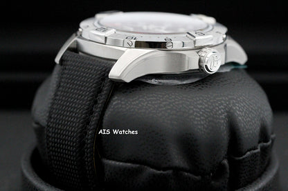 BNIB Breitling Avenger Automatic GMT A32320101B1X1 Black Dial Strap SS 44MM B&P