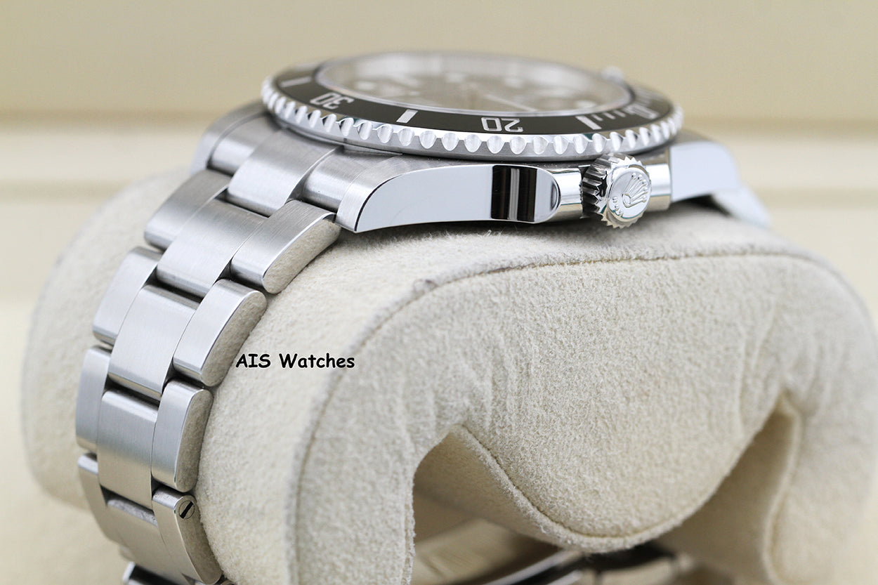 Rolex Submariner Ceramic No Date 124060 41MM 2022 Box & Papers