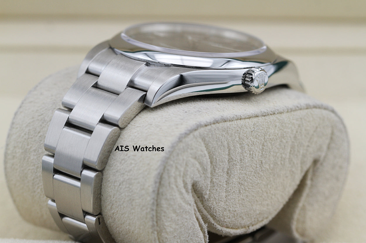 Rolex 114300 Oyster Perpetual 39MM Rhodium Dial 2018 Box & Papers
