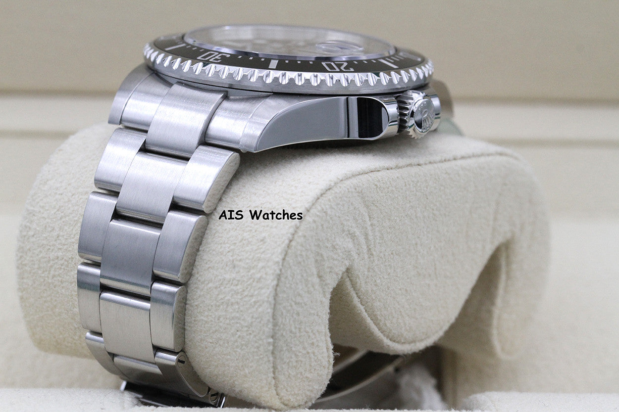 Rolex 126600 43MM RED SEA-DWELLER SD43 MK2 Dial 50th Anniversary 2020 Box & Paper