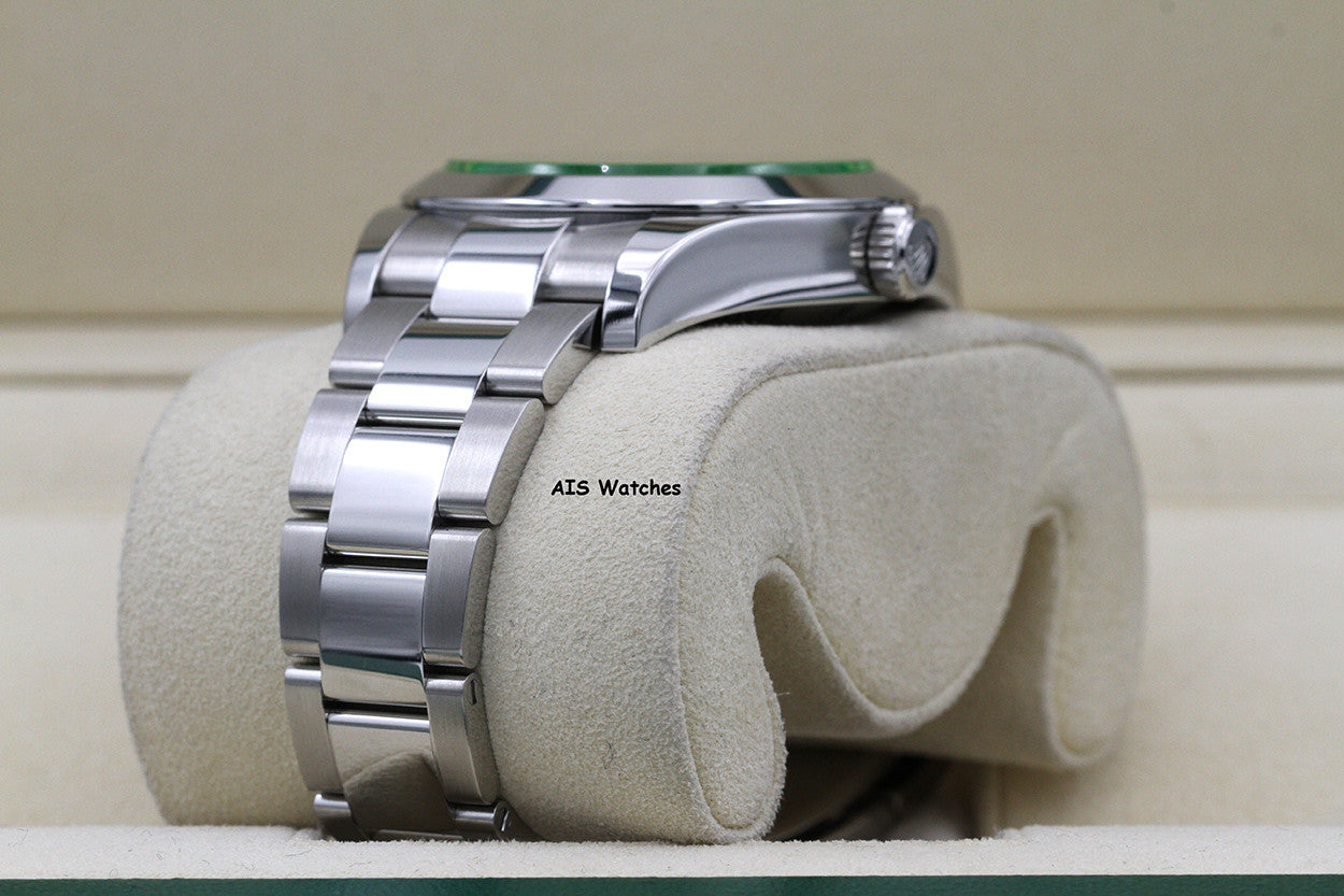 Rolex Milgauss Z-BLUE 116400GV Green Crystal Blue Dial 2021 Box & Papers