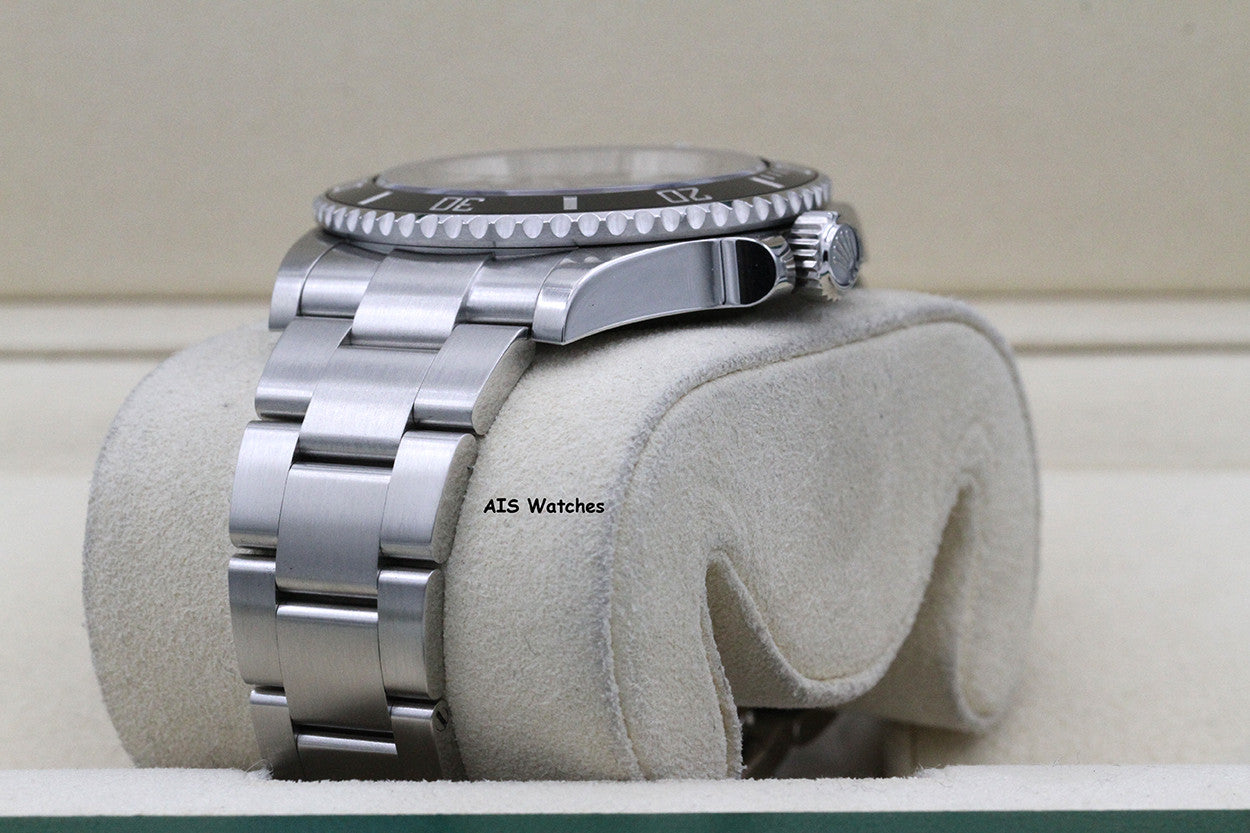 Rolex Submariner Ceramic No Date 124060 41MM 2020 Box & Paper