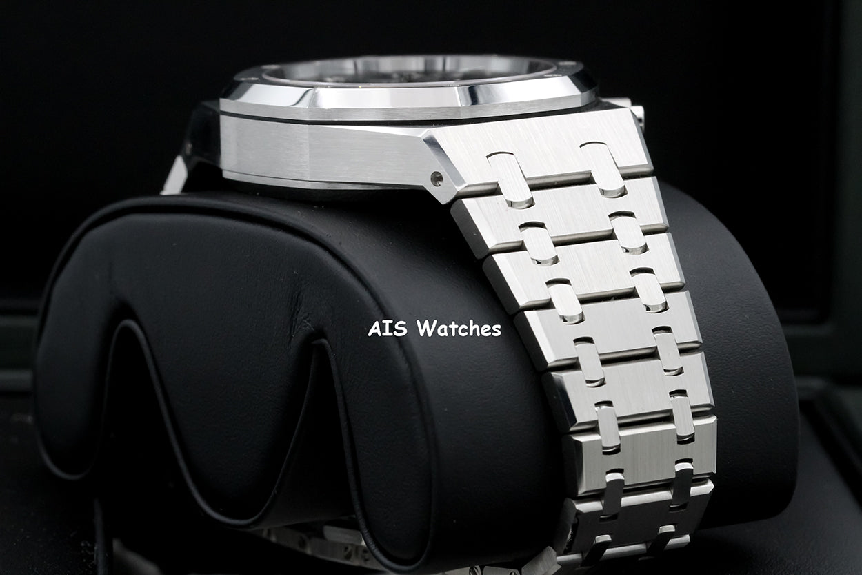 BNIB Audemars Piguet 26240ST 41MM Royal Oak Chronograph Blue Dial B&P