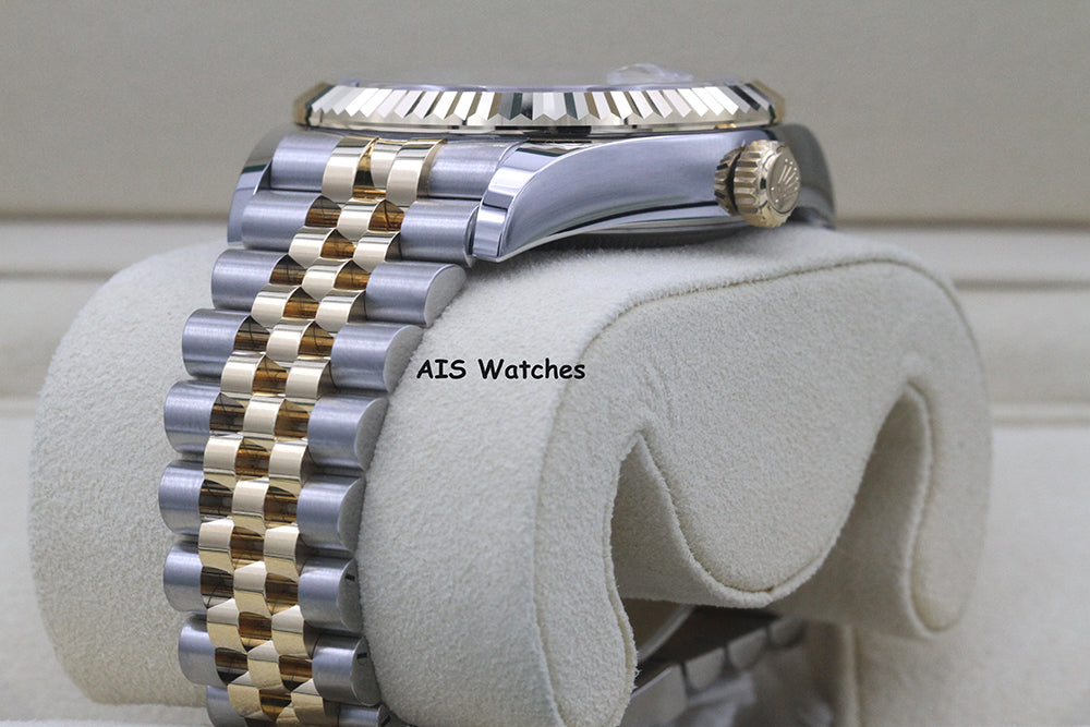Rolex 326933 Sky-Dweller 18K Yellow Gold / SS Jubilee Champagne Dial B&P
