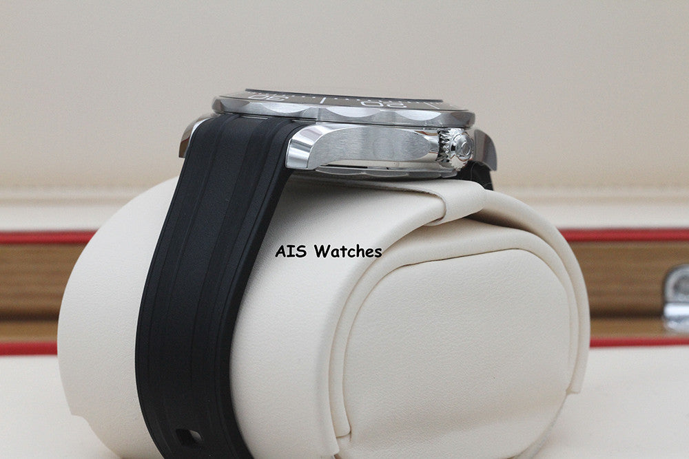 BNIB Omega Seamaster 300M 42MM Diver Black Wave Dial 210.32.42.20.01.001 B&P