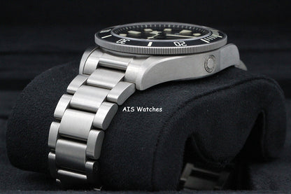 Tudor 25610TNL Pelagos Titanium LHD 42MM 2018 Box & Paper