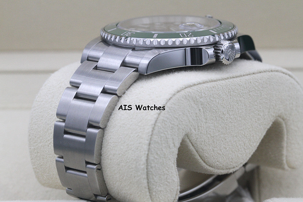 BNIB Rolex Submariner Date Ceramic Green Bezel 126610LV 41MM Box & Paper