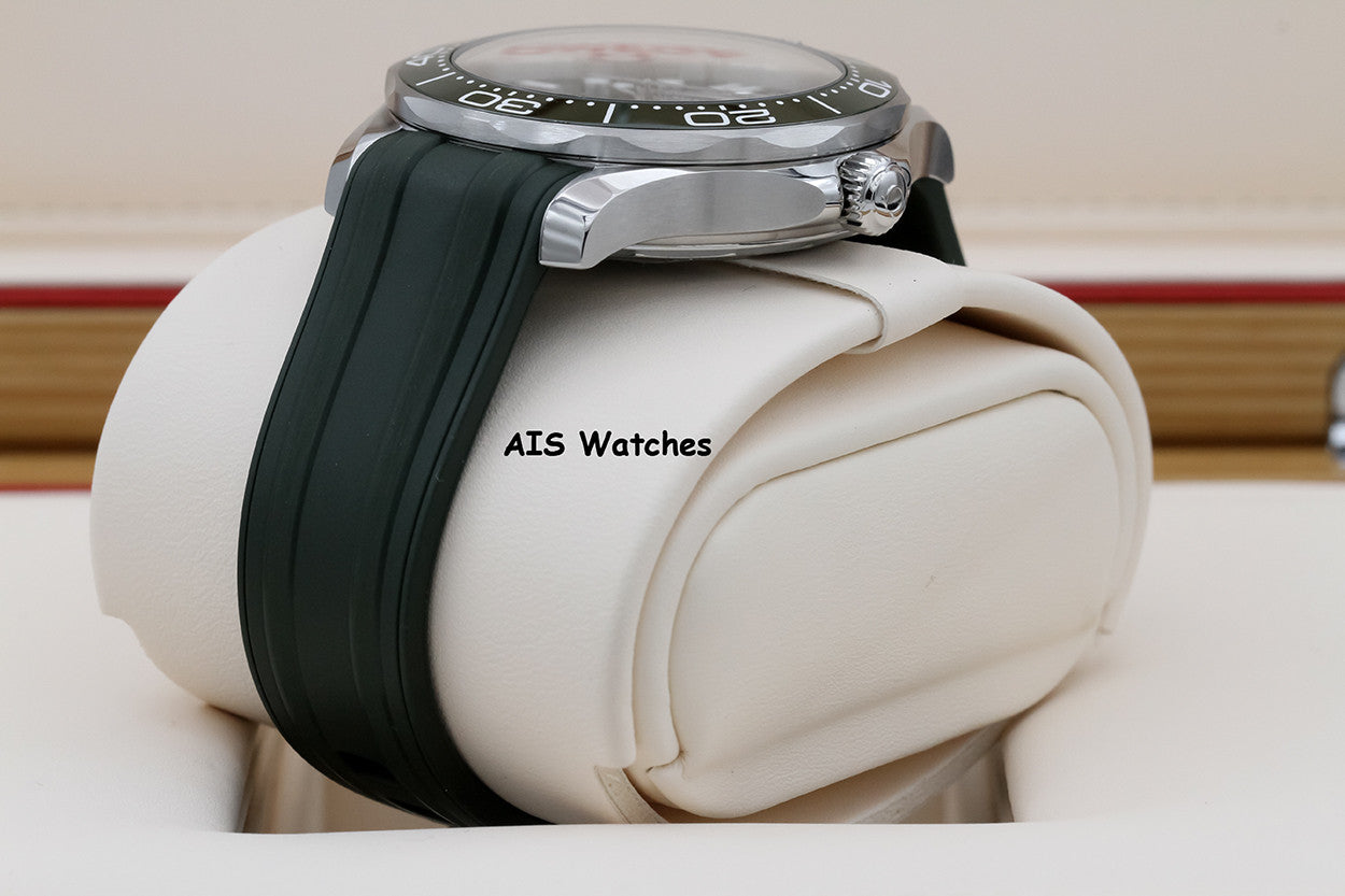 BNIB Omega Seamaster 300M 42MM Diver Green Wave Dial 210.32.42.20.10.001 Box & Papers