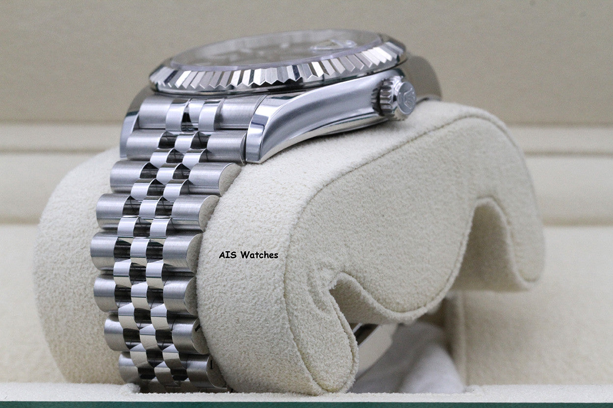 Rolex 326934 Sky-Dweller Stainless Steel Green Dial Jubilee 2024 Box & Papers