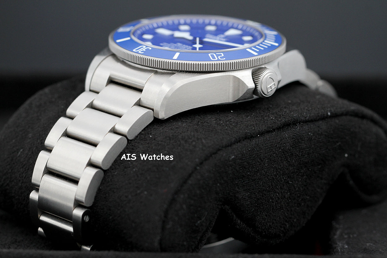 Tudor Pelagos 25600TB Blue Dial Titanium Box & Papers